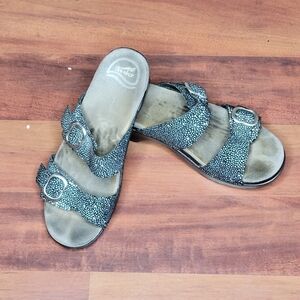 DANSKO BLACK SHAGREEN SOPHIE SANDALS 9841180200